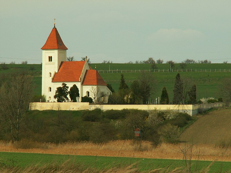 File:Kostel-Krten.jpg