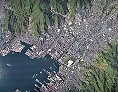 Kure city center area Aerial photograph.2009.jpg