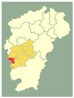 Posizione della città di Jinggangshan (rosso) all'interno della città di Ji'an (oro) e Jiangxi