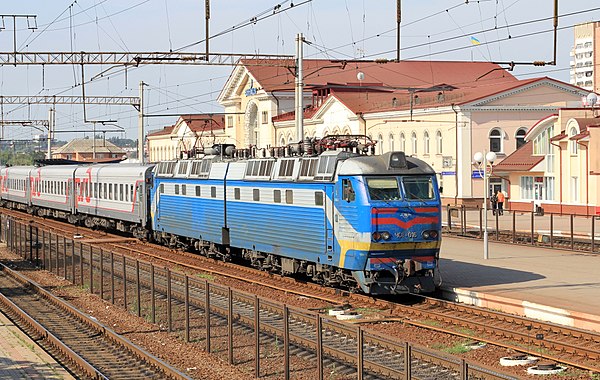 Електровоз Шкода ЧС8-016 на станції Вінниця, © Георгій Чернілєвський, CC-BY-SA 3.0