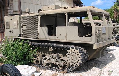 M4 (trattore d'artiglieria) 390px-M4-artillery-tractor-batey-haosef