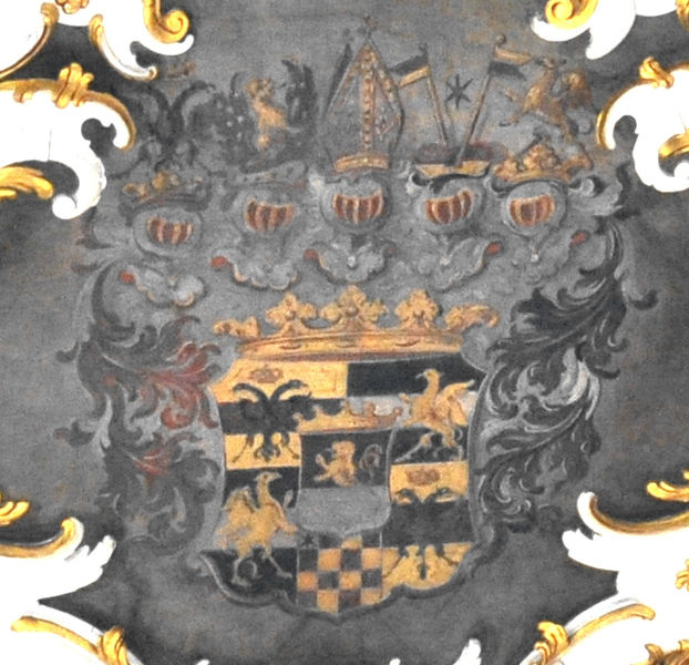 File:Mainz Augustinerkirche Deckengemälde Wappen Eltz 02.jpg