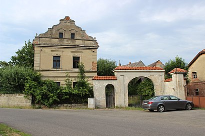 Jak do Malé Všelisy hromadnou dopravou - O místě