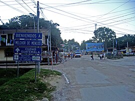 Cidade fronteiriça de Melchor de Mencos