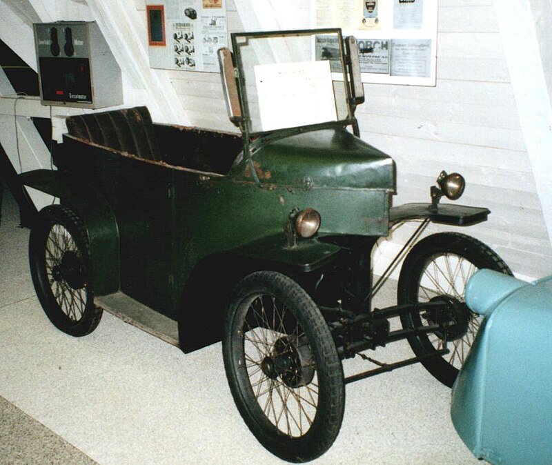 Die Moll-Werke AG  800px-Mollmobil_1924