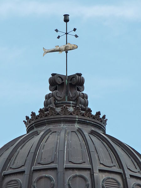 File:Monroe County Courthouse, dome and fish weather vane P1000032.jpg