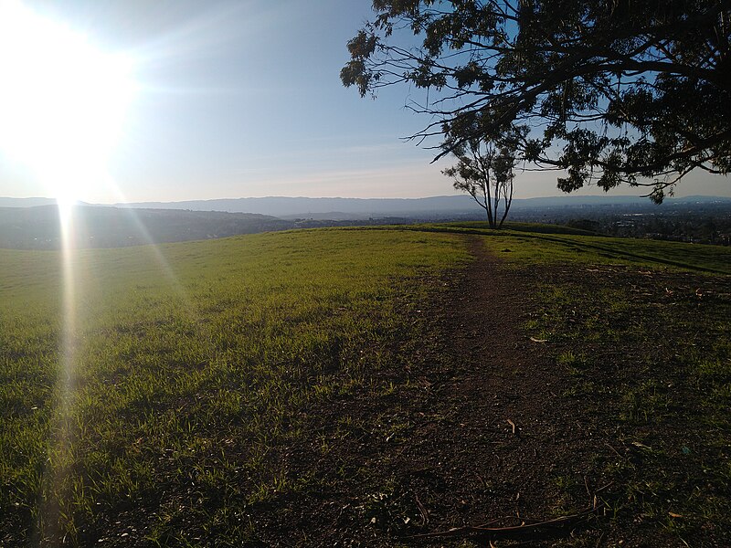 File:Montgomery Hill during Winter.jpg