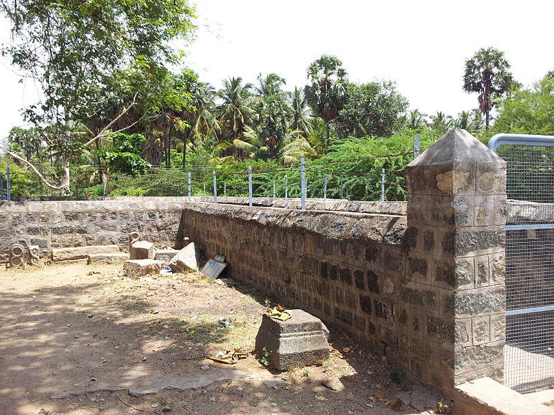 File:Muruganathaswami Temple premises 22.jpg