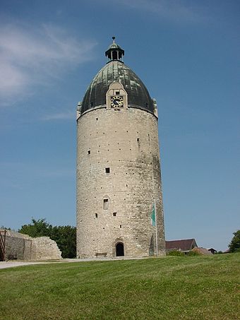 Bergfried known as Dicker Wilhelm (Fat William) Neuenburg2.jpg