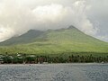 Der höchste Berg der Insel Nevis ist oft in Wolken verhüllt.