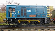 A British Rail Class 10 diesel locomotive, fitted with a Blackstone diesel engine. No.10119 (D4067) Alfred Thomas & Margaret Ethel Naylor (Class 10) (6779193995).jpg