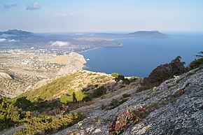 Novy Svet, Krim, Sudak Bay van Kush Kaya.jpg