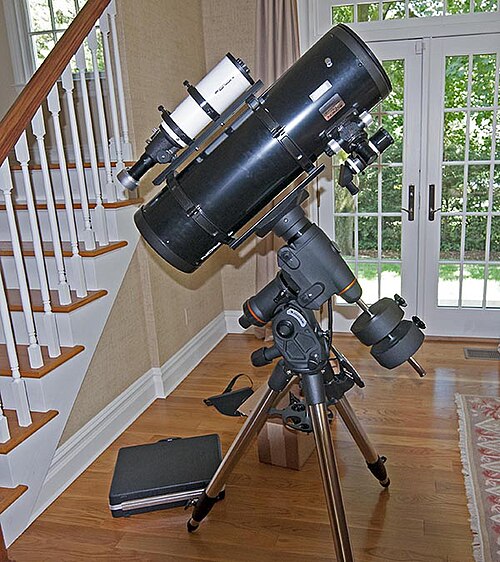 This is a modern amateur Newtonian astrograph, specifically designed for astrophotography.