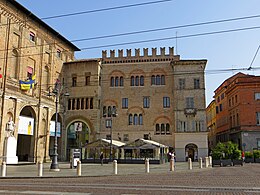 Palazzo del Podestà (Parme) - façade 2019-06-07.jpg