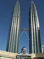 Petronas tower - Kuala Lumpur - panoramio - Thajsko (1).jpg