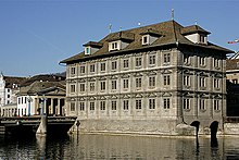 L’Hôtel de ville de Zurich.