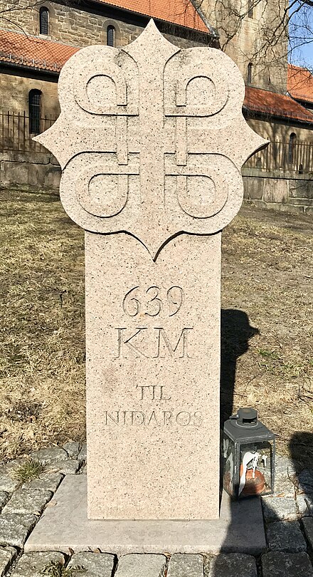 "639 km remaining to Nidaros" - departure point of the pilgrim trail from Oslo to Trondheim.