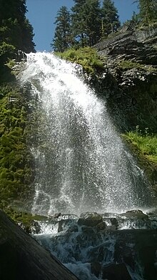 Plaikni Şelalesi, Krater Gölü Ulusal Parkı, Oregon - 3.jpg