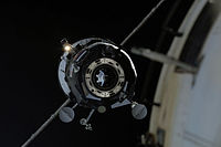 „Progress M-07M“ vor dem Andocken an die ISS