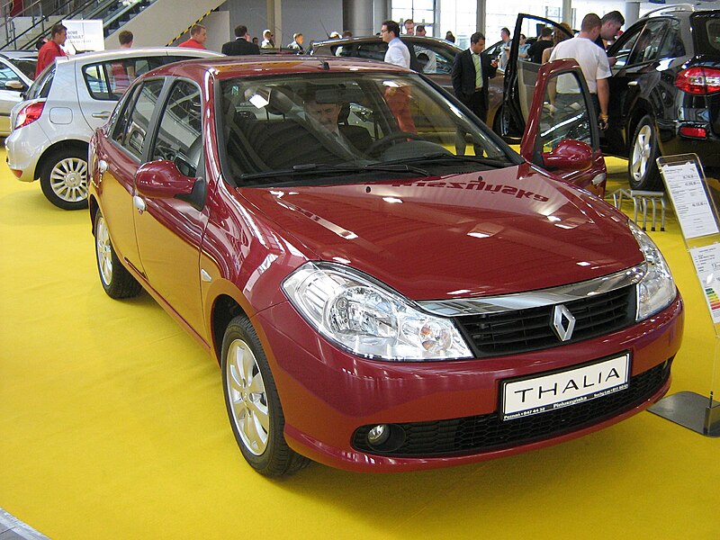 File:Renault Thalia II front - PSM 2009.jpg