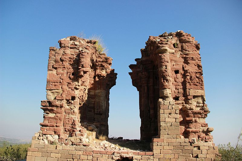 File:Ruin adjacent to malot temple.jpg