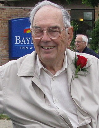 <span class="mw-page-title-main">Russell Mawby</span> American academic and philanthropist (1928-2017)