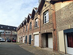 Saleux: Géographie, Urbanisme, Toponymie