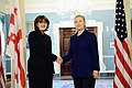 Sekreter Clinton, Gürcistan Dışişleri Bakanı Panjikidze ile Konuştu (8232501251) .jpg