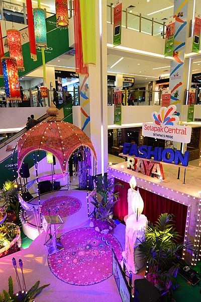 File:Setapak Central Centre Court.jpg