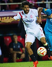 Trémoulinas playing for Sevilla in 2015