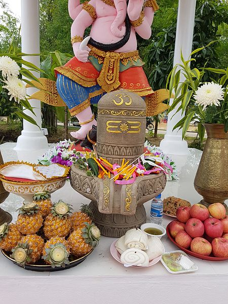 File:Shiva phallus - Wat Hiranyawat - Chiang Rai - 2017-01-02 - 001.jpg