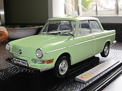 A model of a 1962 BMW 700 LS Luxus. Signature Models - 1962 BMW LS Luxus (7477512310).jpg