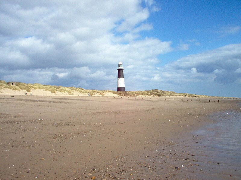 File:Spurn Head (14083280434).jpg