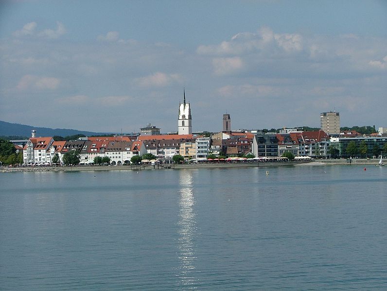 File:Stadt am Schw. Meer - panoramio.jpg