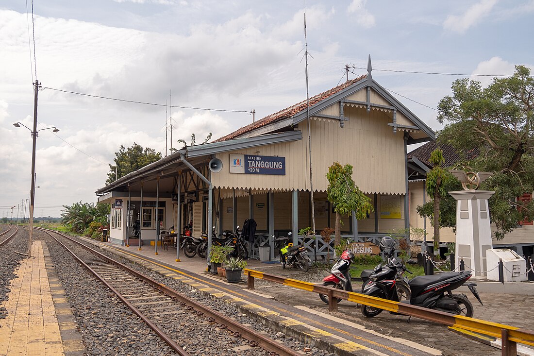 Stasiun Tanggung