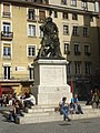 Statue Chevalier Bayard, Place St André