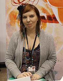 Stephanie Hans at C2E2 (cropped).jpg