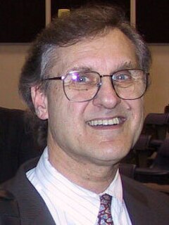 Image: Stephen Lewis (cropped)