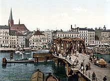 Late 19th-century view of the city's riverfront Stettin Lange Brucke (1890-1900).jpg