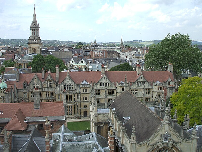 File:The western building of Brasenose College from St Marys.jpg