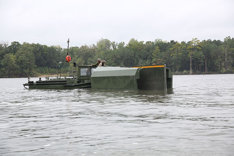 File:They can’t shut us down, Marines find way to keep training 131008-M-IU187-198.jpg