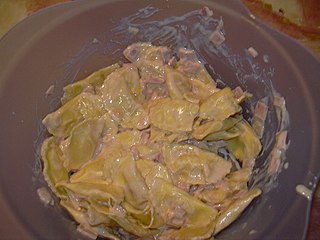 <span class="mw-page-title-main">Caruso sauce</span> Cream sauce for pasta