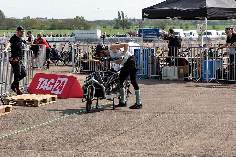 File:Transport bicycle racing, Velo 24, Berlin (VB243668).jpg