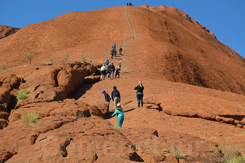 File:Uluru Climb.JPG