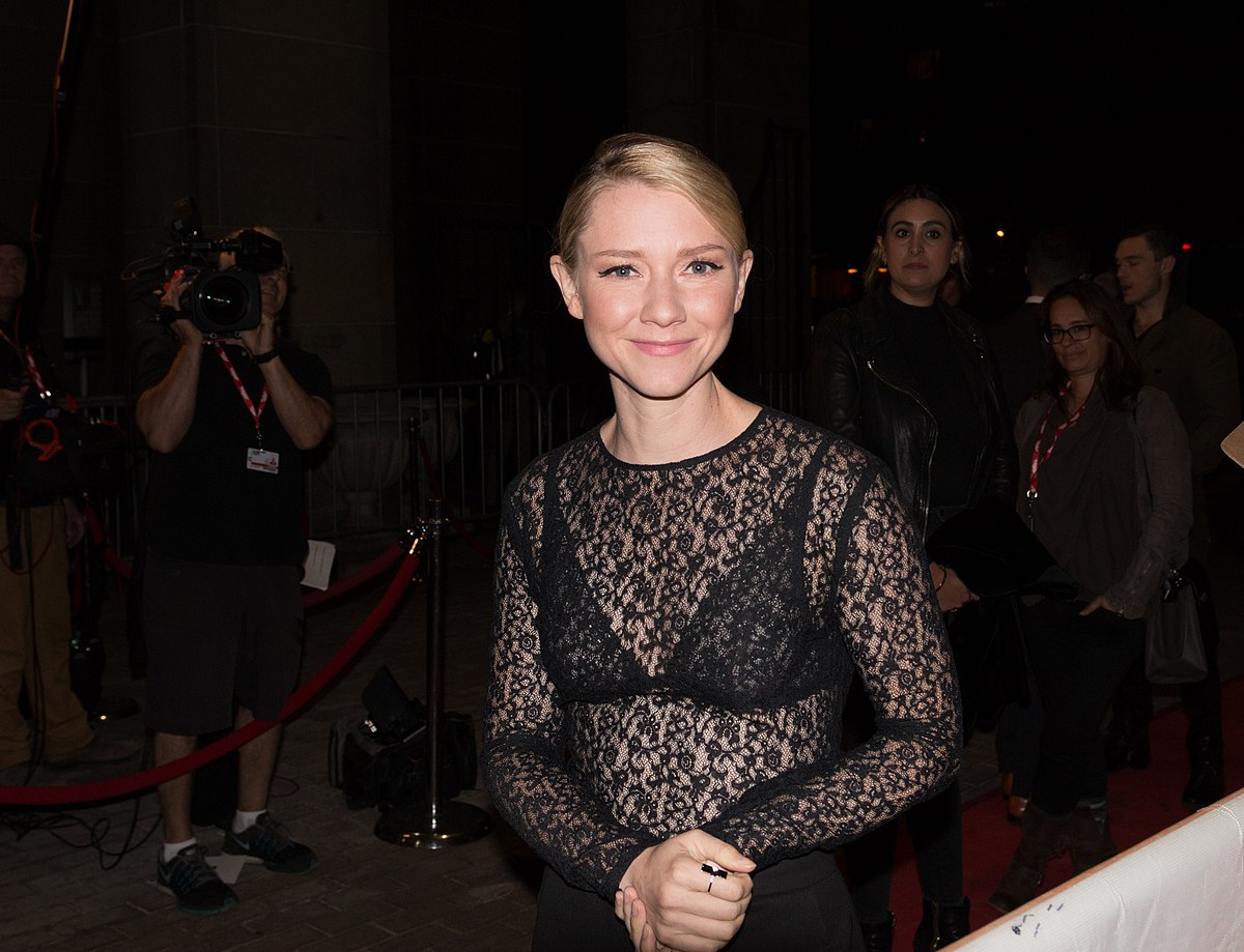 File:Valorie Curry at 2016 TIFF.jpg - Wikimedia Commons.