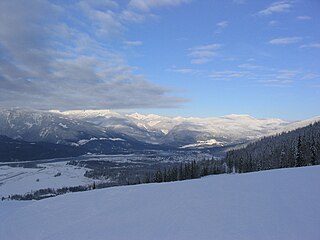 <span class="mw-page-title-main">Revelstoke Mountain Resort</span> Ski resort in Canada