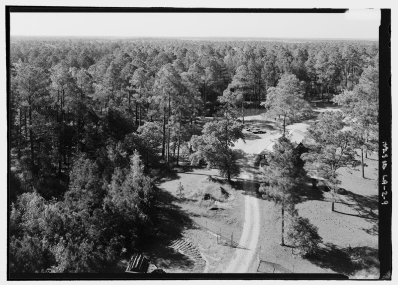 File:View looking east - Kisatchie National Forest, Kisatchie Ranger District, 106 Old Highway 6 West, Natchitoches, Natchitoches Parish, LA HALS LA-2-9.tif