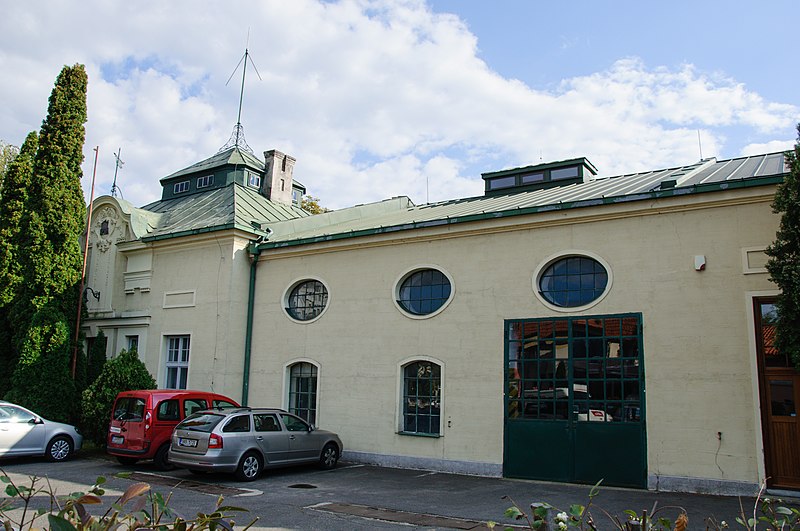 File:Vodárenské múzeum, Bratislava.jpg