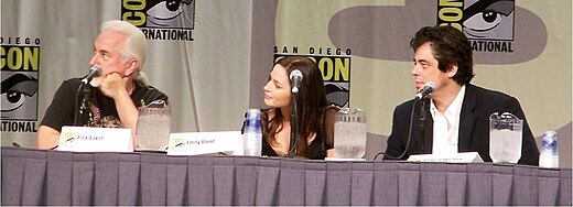 Presentatie van The Wolfman tijdens de 2008 Comic-Con Convention in San Diego. V.l.n.r. Rick Baker, Emily Blunt en Benicio del Toro