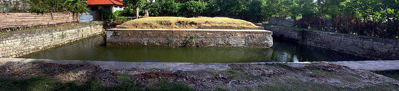 File:Yamuna Eri.jpg